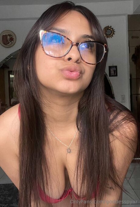 Goddesspyar pornostar hübsche bilder