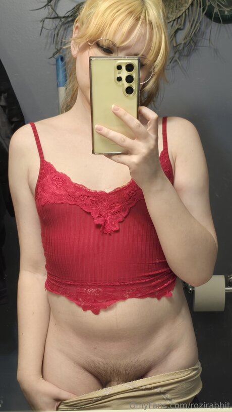 asiatische teenager-onlyfans kunst perfekte bild