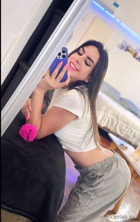 lesbische milf onlyfans exklusive heiße galerie