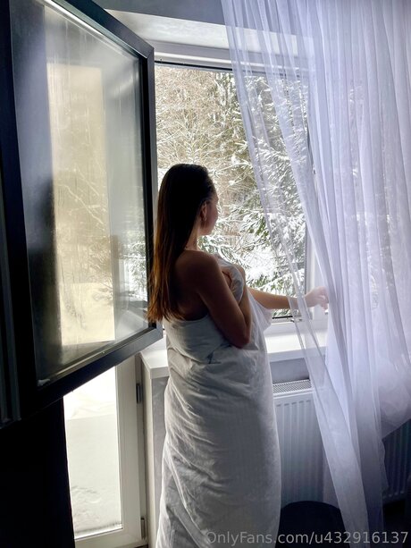 vollbusige brünette onlyfans perfekte sex bild