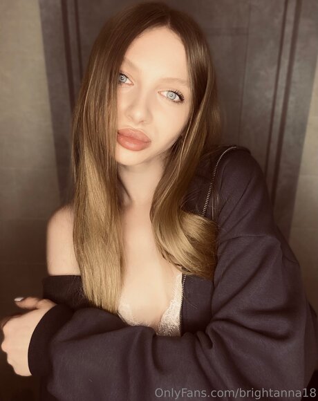 Brightanna18 exklusive erotische archiv