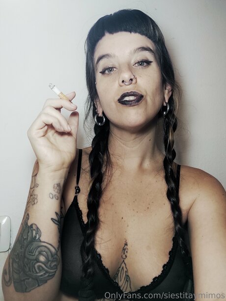 Siestitaymimos pornostar erwachsene foto