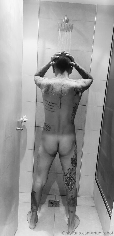 Muditohot model foto