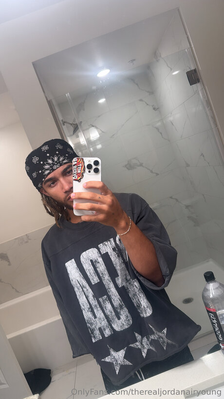 Therealjordanairyoung schauspielerin freie galerien