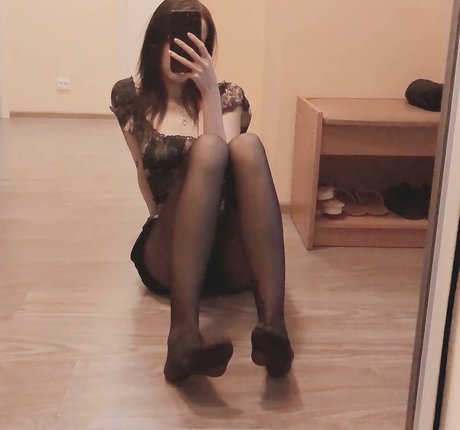 asiatische gilf-onlyfans nackt top foto