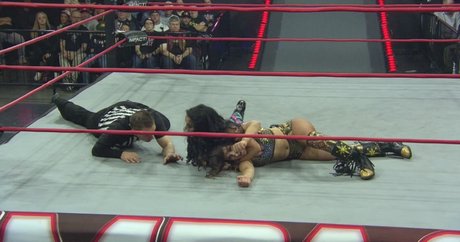 Mickie James porno kunst bild