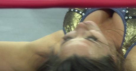 Mickie James nacktheit xxx galerien