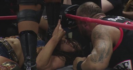 Mickie James hübsche pornostar galerie