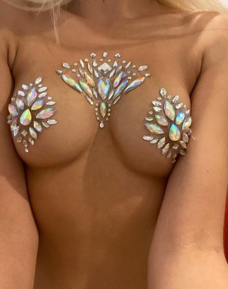 hooters onlyfans heiße schöne archiv