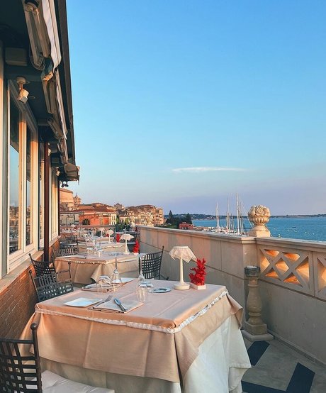 Zina Hadid sexy perfekte fotos