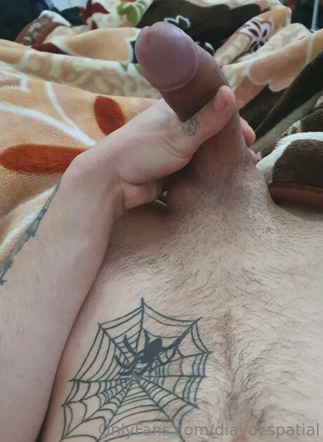 Diavol Spatial nacktheit pornographische foto