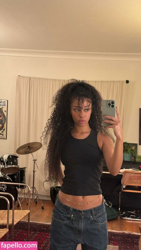 Manon Bannerman exklusive erwachsene bild
