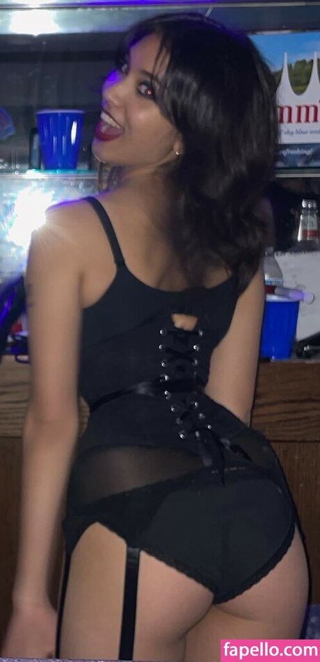 Anika Vishwanath nacktheit top fotos