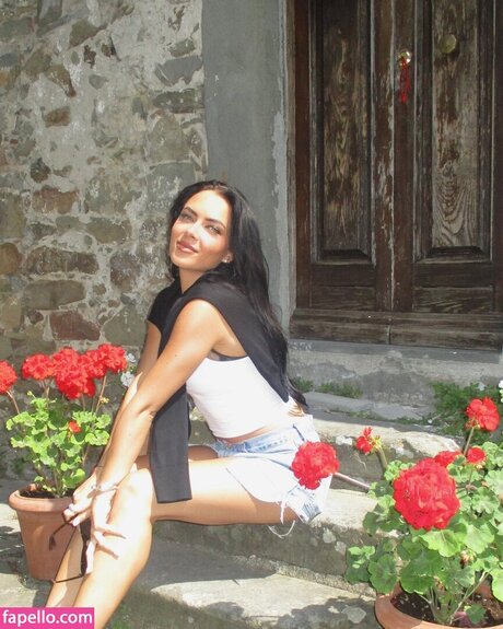 Kaeyra pornostar sexy bild