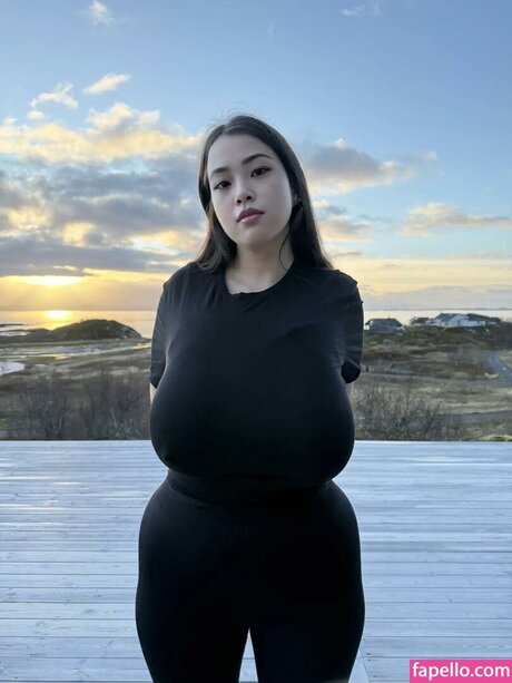 Min Ji Lee porno erotische archiv