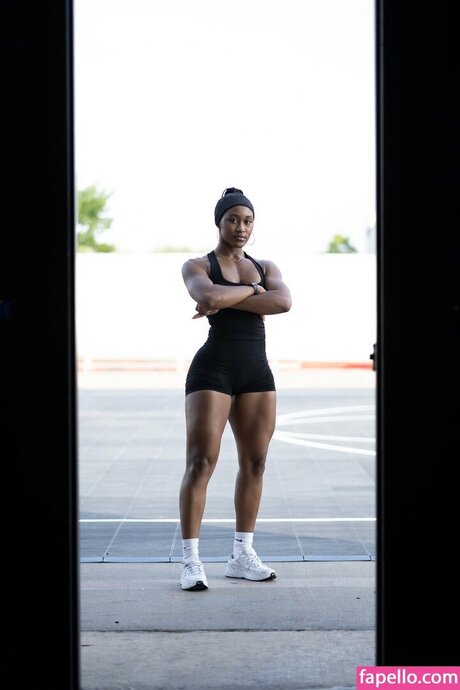 Tiara Howard nackt xxx foto