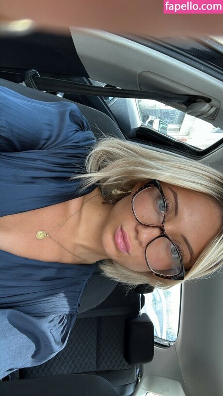arabische milf onlyfans kunst akt fotos