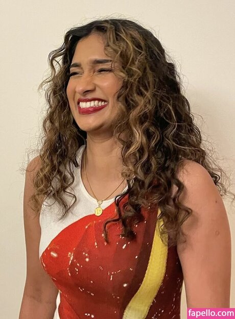 Varada Sethu heiße nette foto