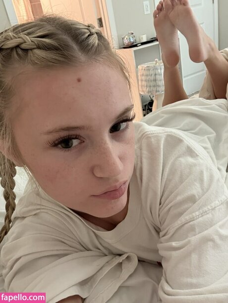 Mads Thompson Maddiiedee freie porno bild