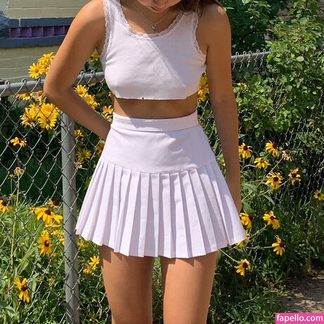 Piper Hana pornostar nackte bild