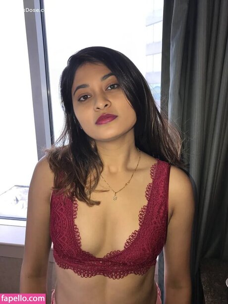 Reya Ghosh kostenlose sexy galerien