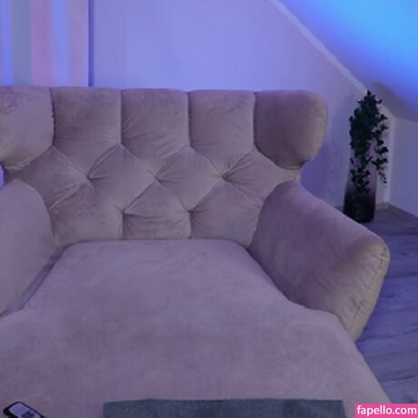 hotmilfbitch nackt nette archiv