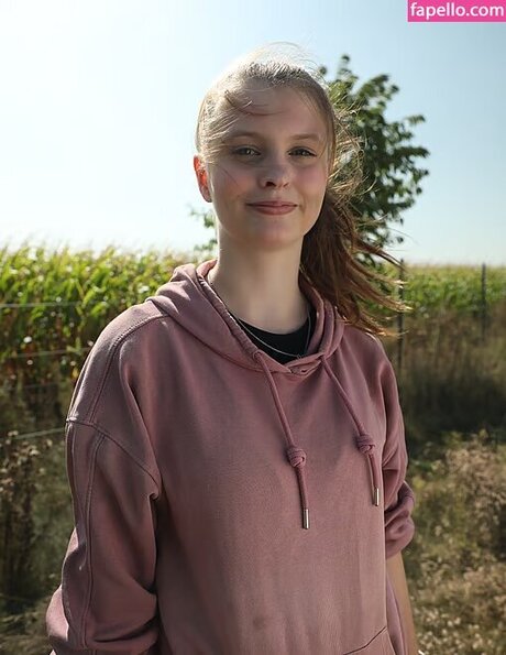 Ersties exklusive akt galerien