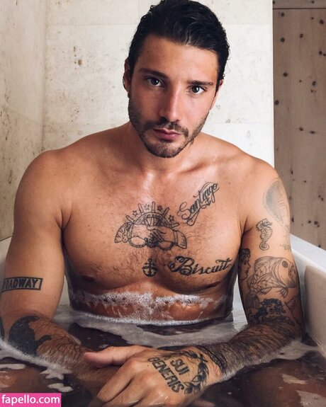 Stefano De Martino pornostar kostenlose galerien