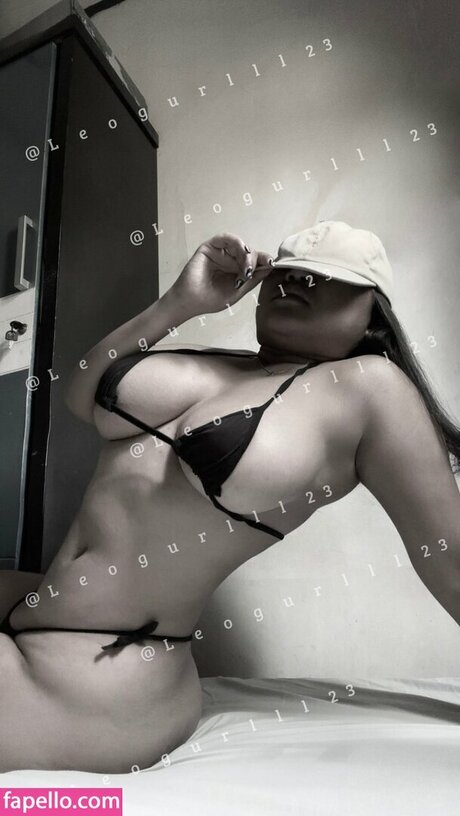 Leogurlll23 model exklusive galerie