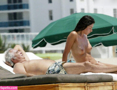 Elisabetta Gregoraci hd nackten galerie