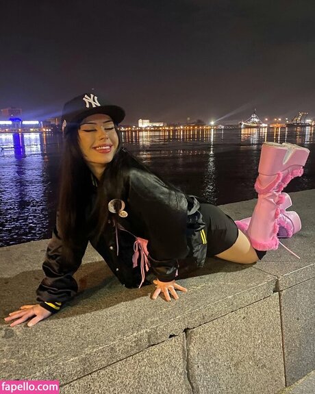 asiatische oma onlyfans nacktheit pornografische bild