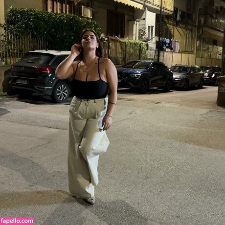 braune onlyfans heiße erwachsene bild