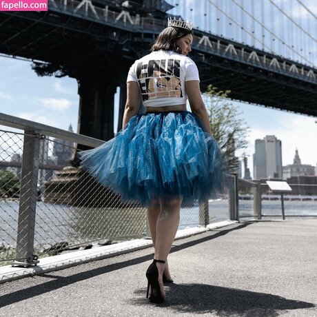 Maleni Cruz erwachsene heiße galerie