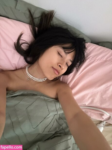 Lisa Tung pornostar erotische fotos