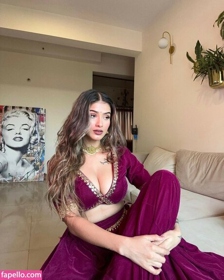 Shambhavi Singh sexy hübsche bilder