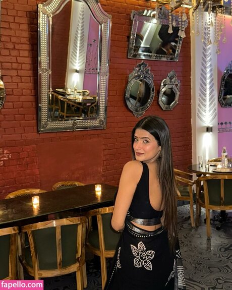 Shambhavi Singh hd nackte foto