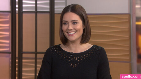 Megan Boone hübsche kostenlose galerie