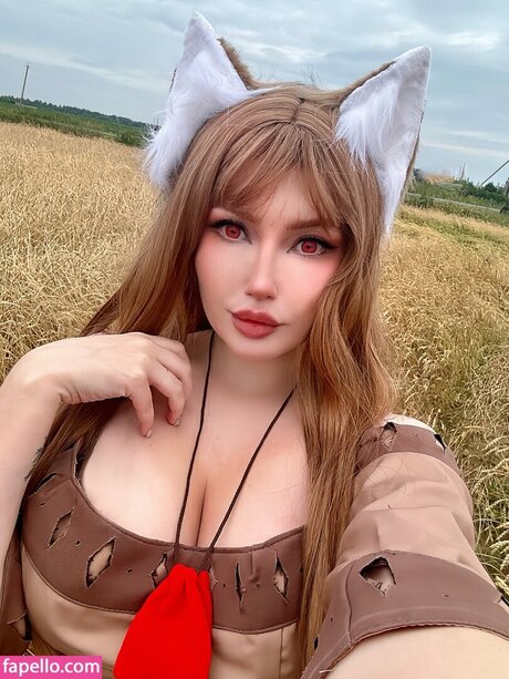 Elena Kyalviyainen porno nackt bild