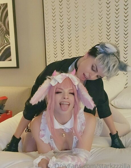 blonde milf onlyfans perfekte kunst bilder