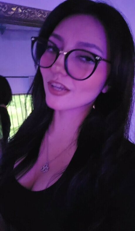 Ivonnita Bastida exklusive erwachsene fotos