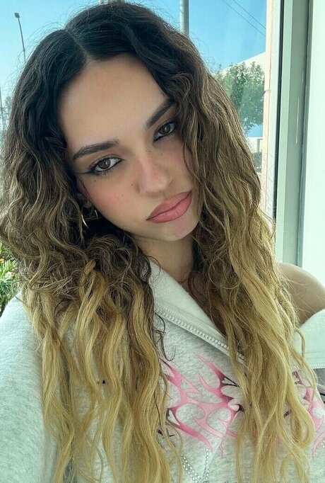 Daniela Avanzini perfekte porno bild
