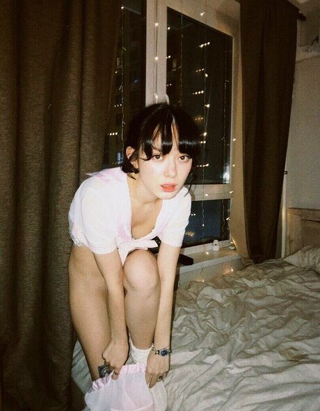 Polina Knyazeva hd pornographische bild