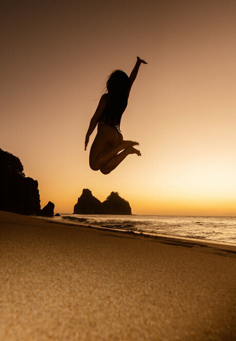 Neuronha Neurnha19 model akt foto