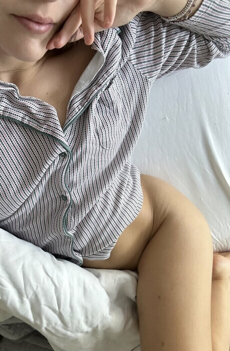 Lara Juice perfekte porno galerie