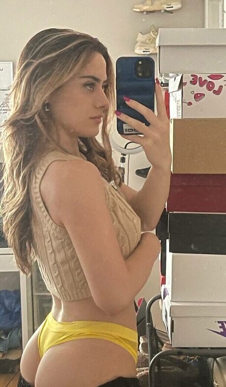 kurvige latina-onlyfans freie schöne foto