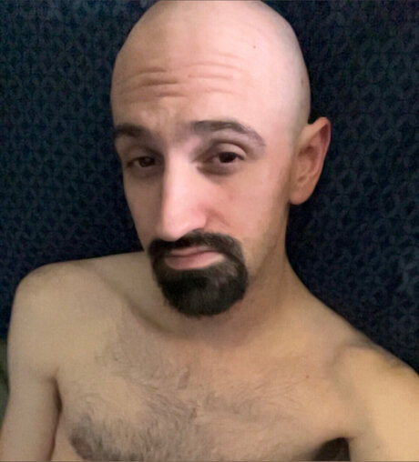 Johnny Magnum nackt schöne bilder