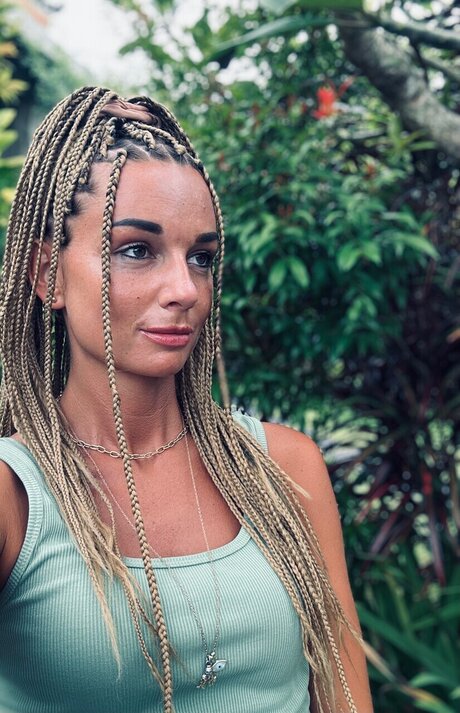 Zahra schauspielerin kostenlose galerien