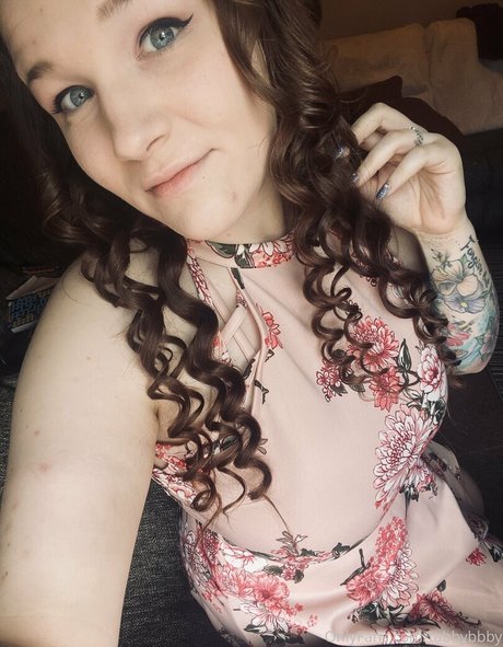 tabbybbby schauspielerin top foto