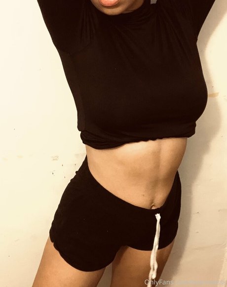 avatreatsss erotische sexy bild