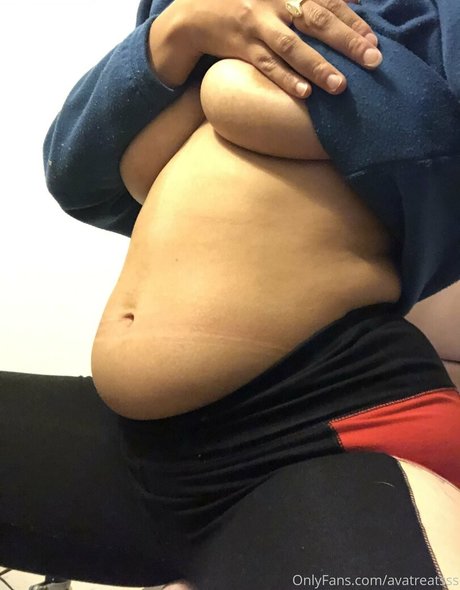 avatreatsss beste nackt fotos